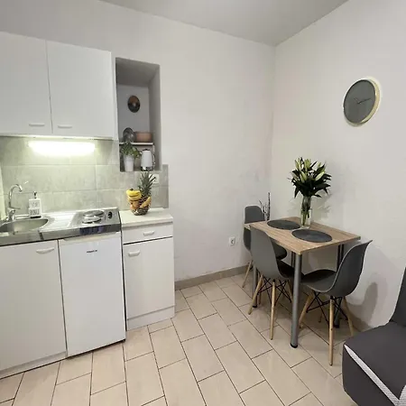 Vela - With Garden View Daire *